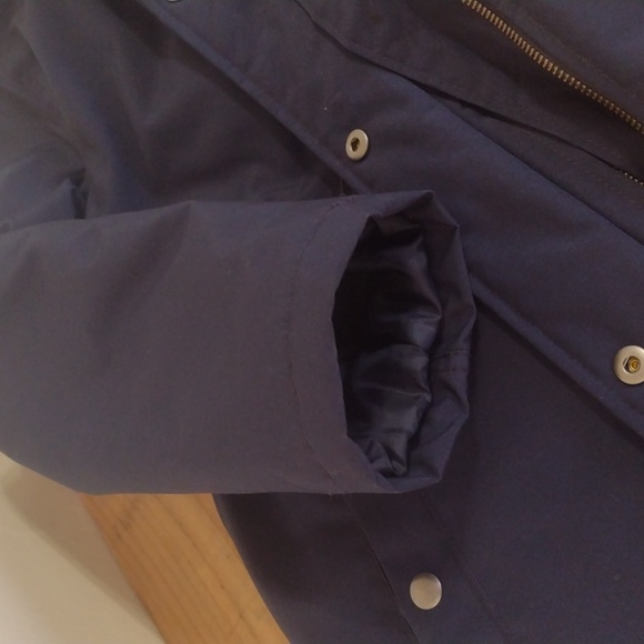 J Crew Factory Navy Faux Fur Trim Winter Parka Size M Like New - Picture 10 of 15